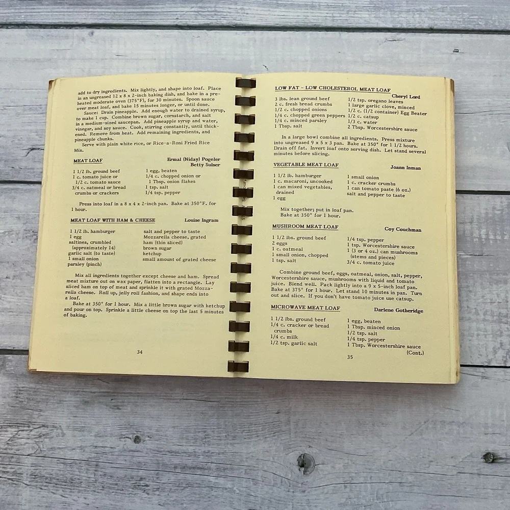 Country Craft‎ & Produce Cookbook Favorite Recipes Seymour Iowa 1988 Paperback